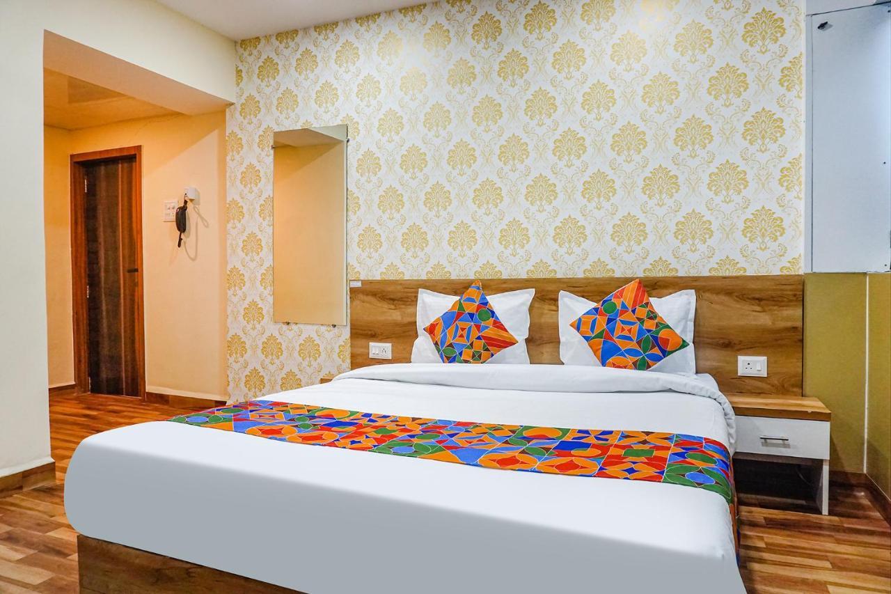 Fabhotel Tan Square - Nr Eon It Park Pune Dış mekan fotoğraf