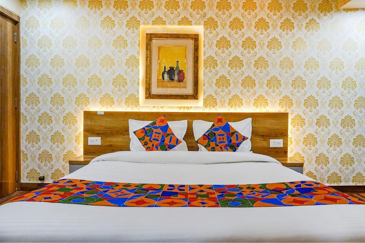 Fabhotel Tan Square - Nr Eon It Park Pune Dış mekan fotoğraf