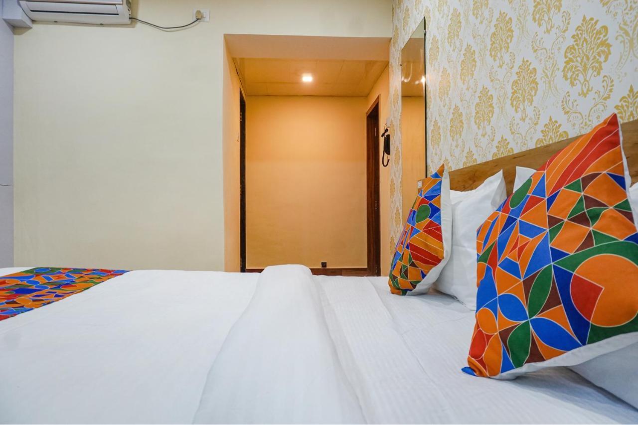 Fabhotel Tan Square - Nr Eon It Park Pune Dış mekan fotoğraf